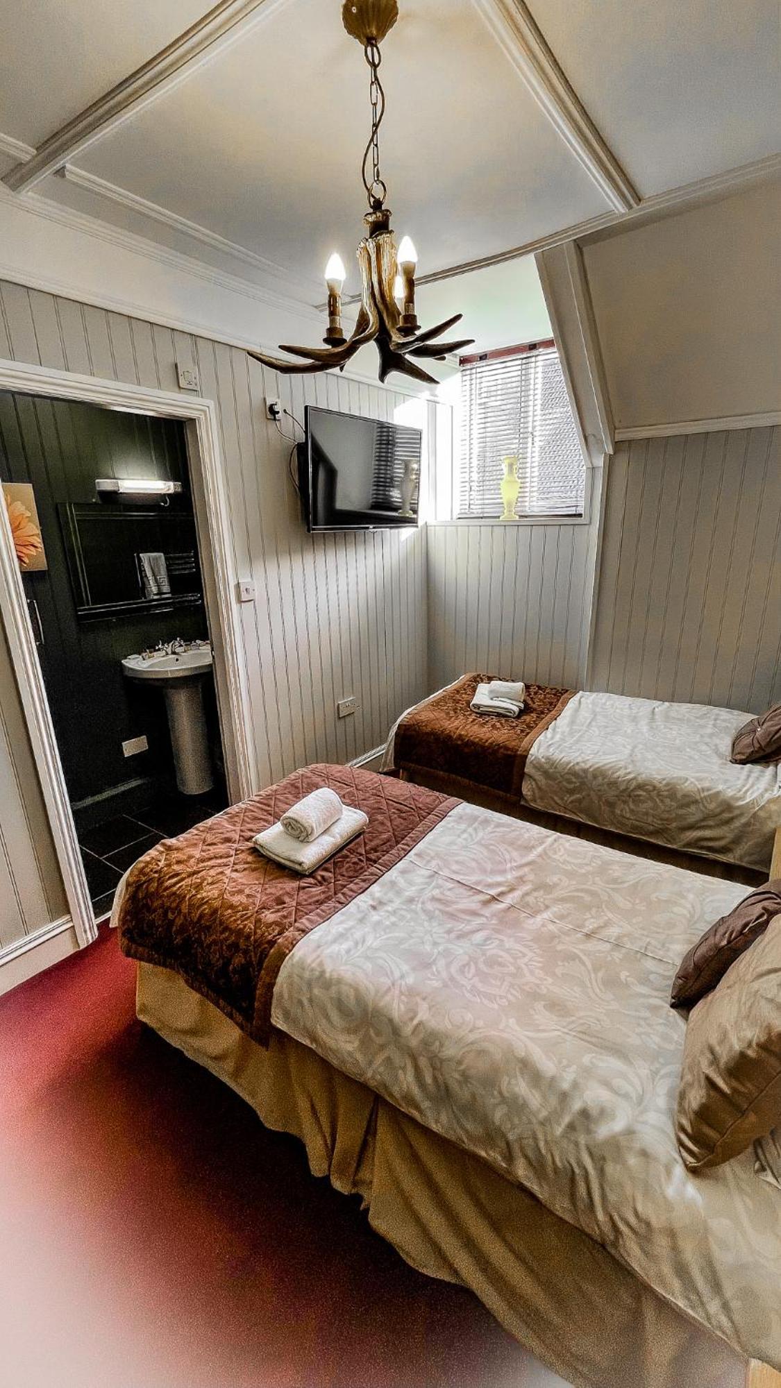 No1 Hotel Wooler Esterno foto